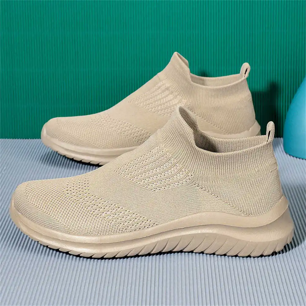 Beige Soft New Novelty Tennis  - Luxury Lifestyle Uk reseña y precio